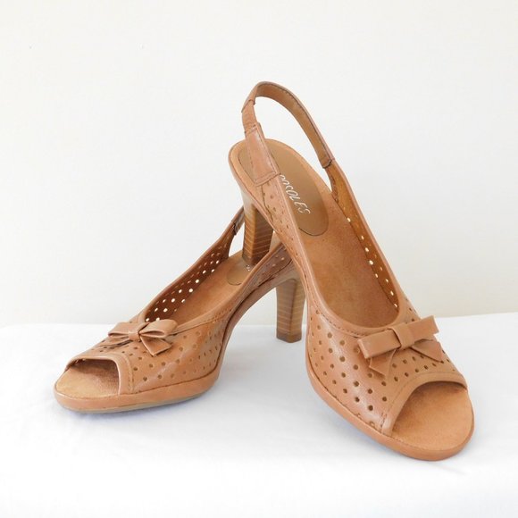 Aerosole Tan Peep Toe, Sling Back Woman's Sohes Size 6 1/2 M  Pre- owned - Picture 1 of 8